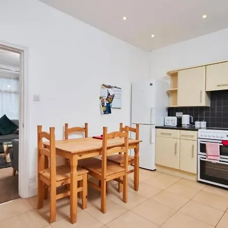 Comfortable 3 Bed Cottage In The Heart Of Skipton Exterior photo